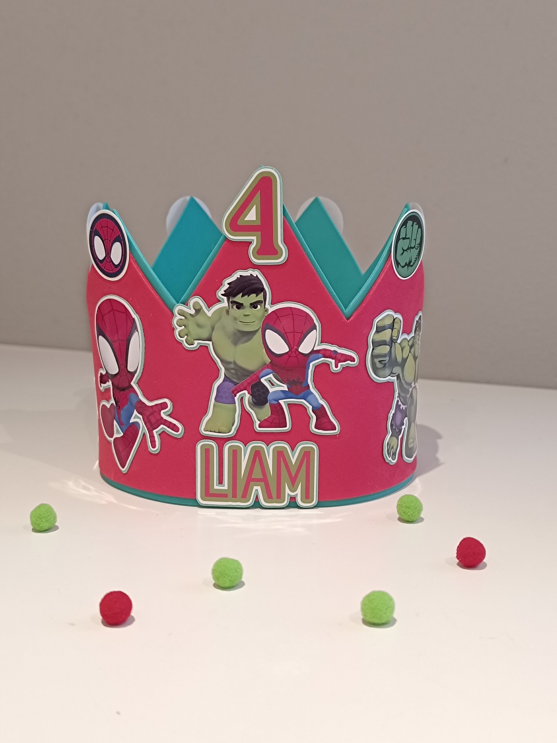 Corona de Cumpleaños personalizada Spidey y Hulk - 1