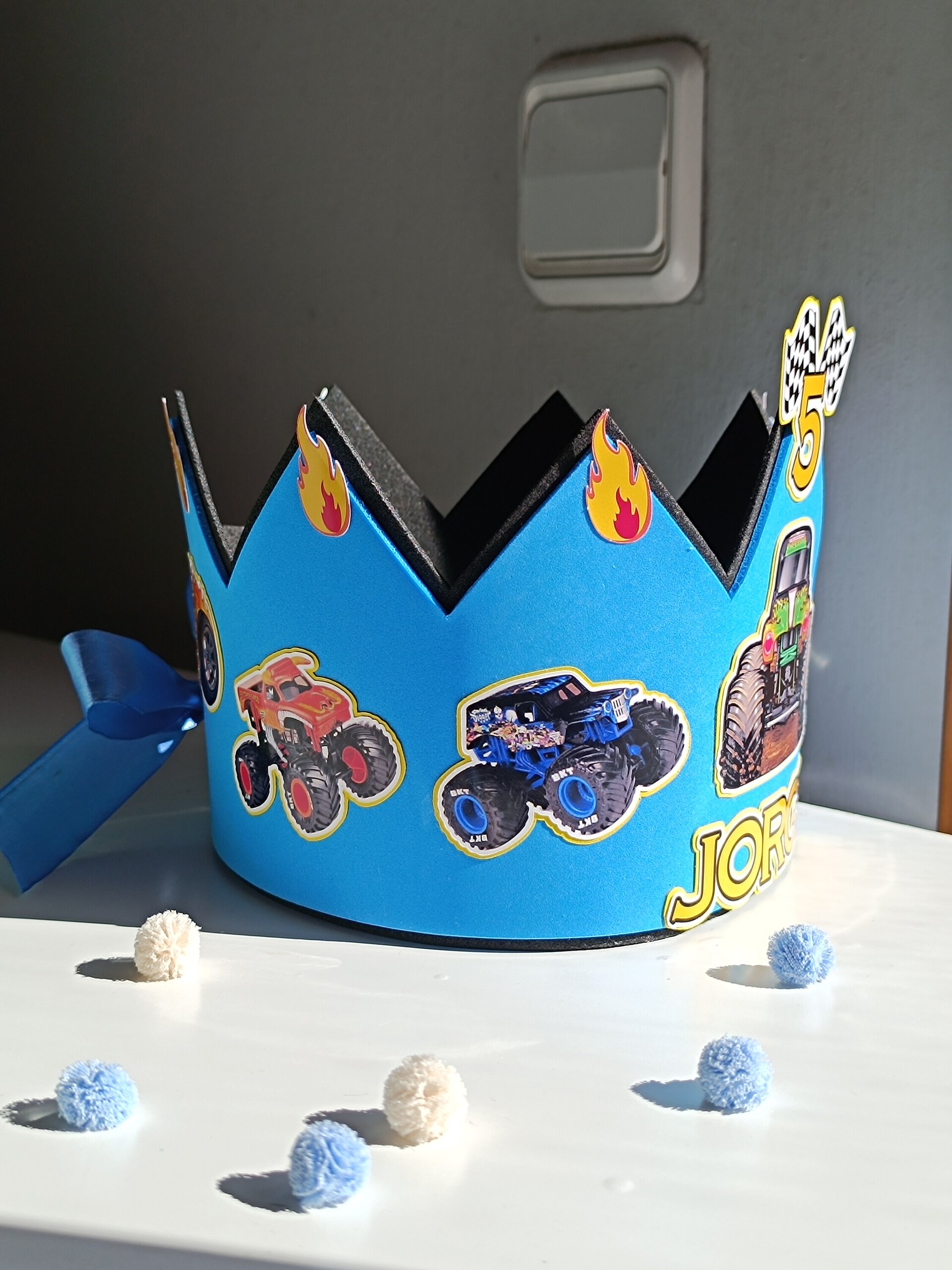 Corona de Cumpleaños personalizada Monster Jam - 4