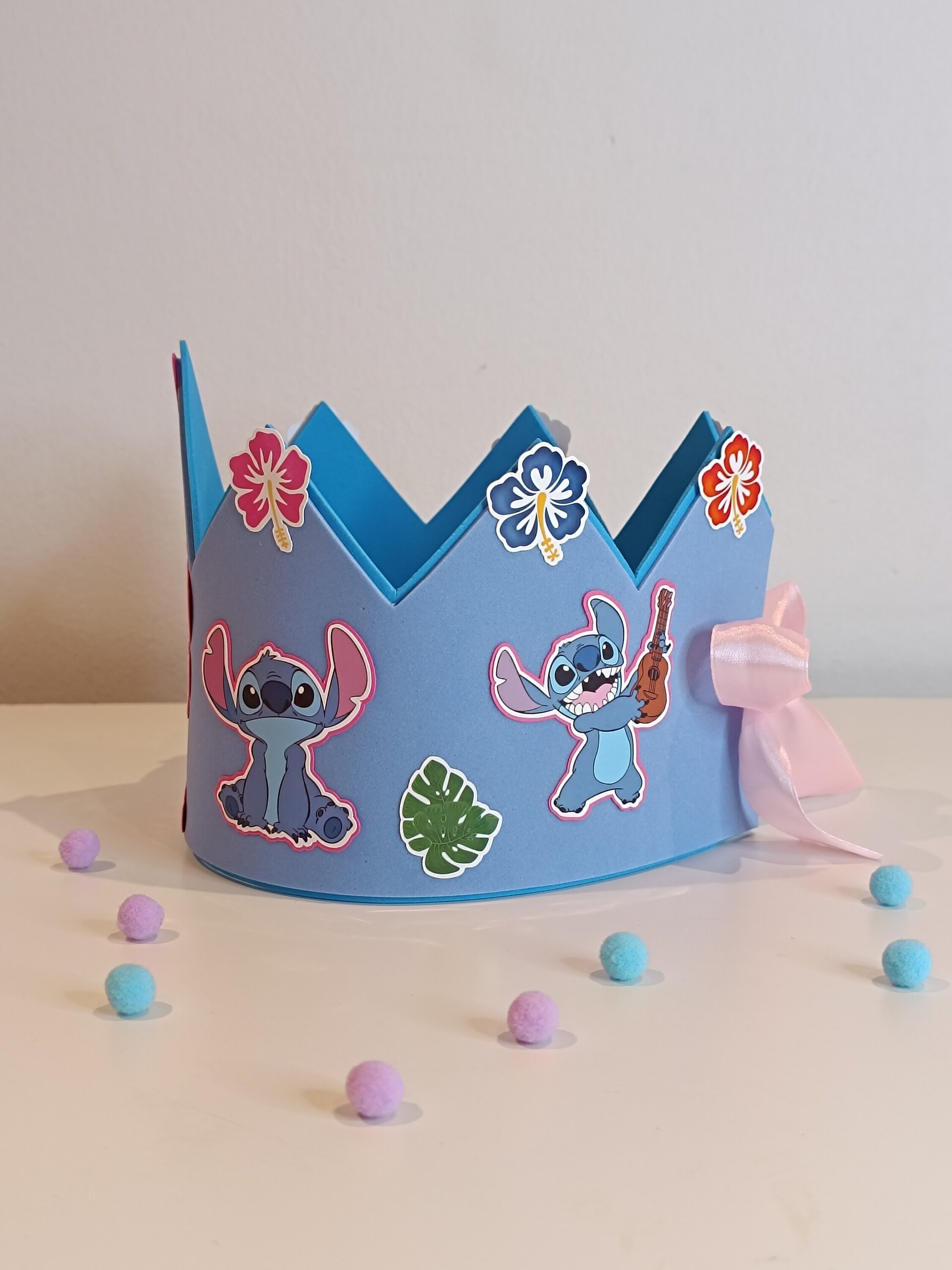 Corona de cumpleaños personalizada Stitch Ángel - 5