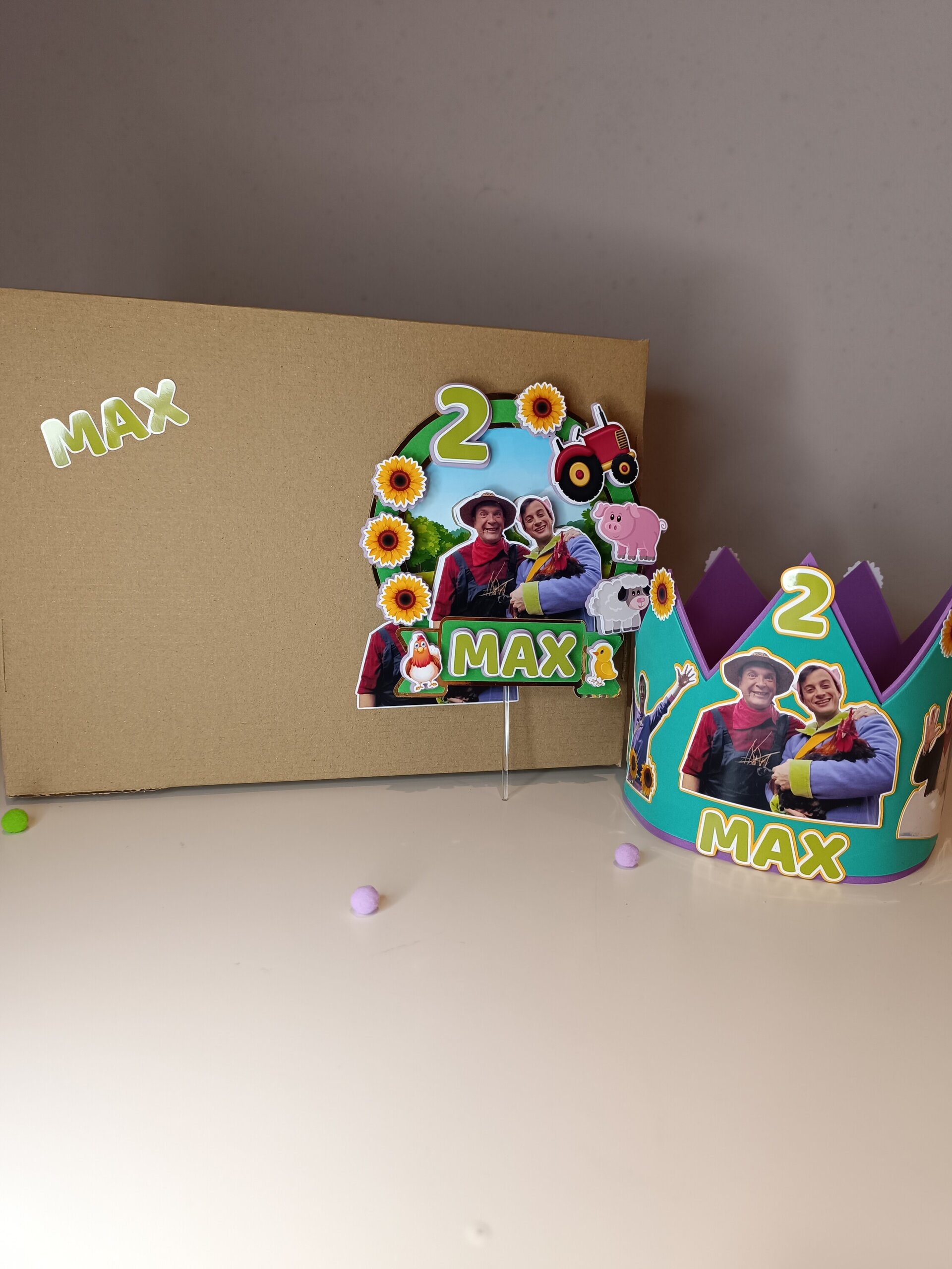 Corona de cumpleaños personalizada Titó - 5