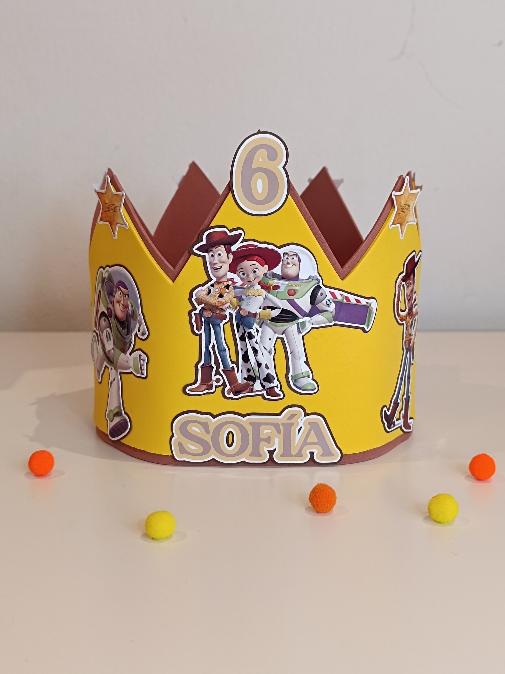 Corona de cumpleaños personalizada Tot Story - 1