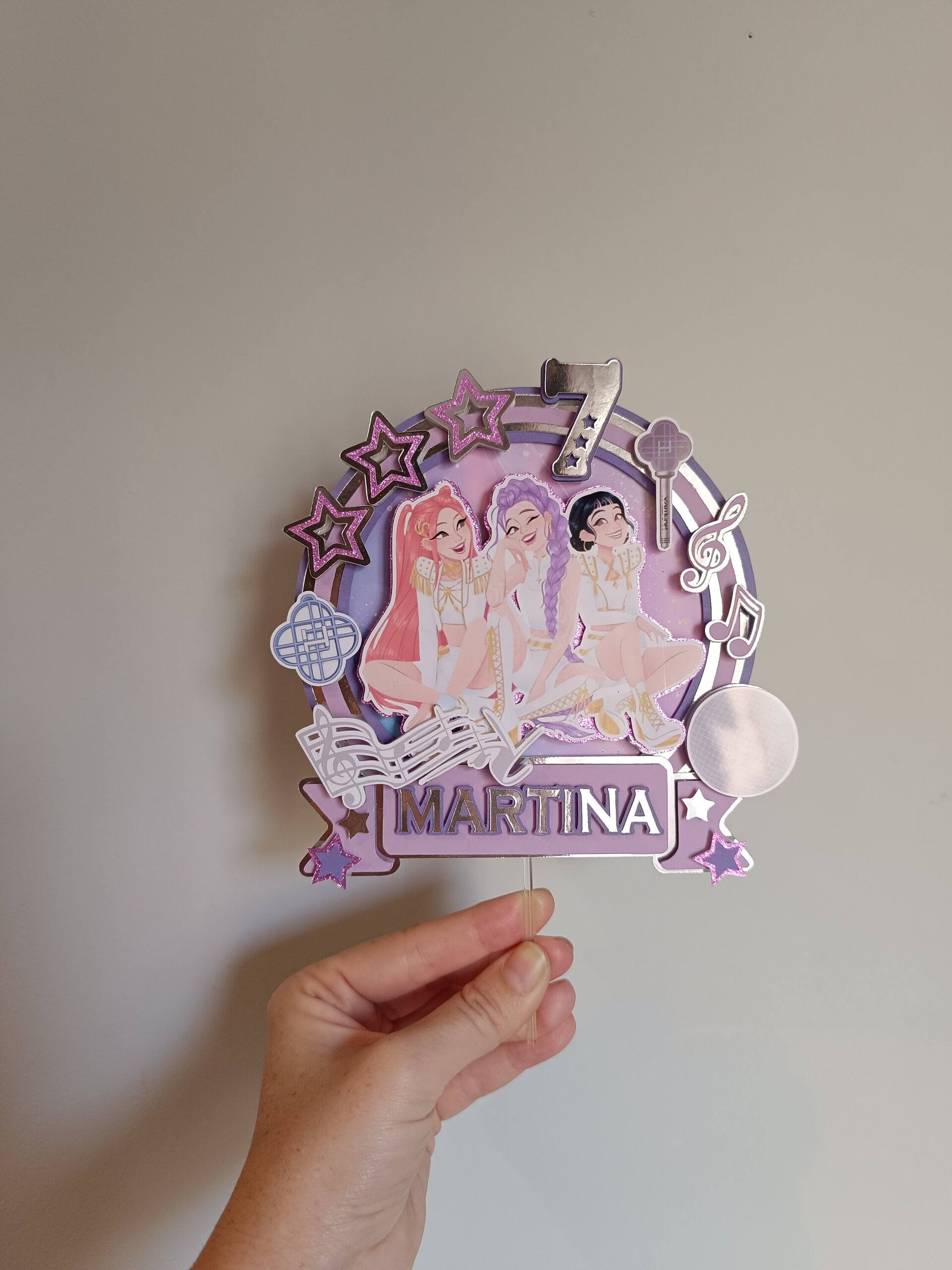 Topper para tarta Kpop Hunters - 2